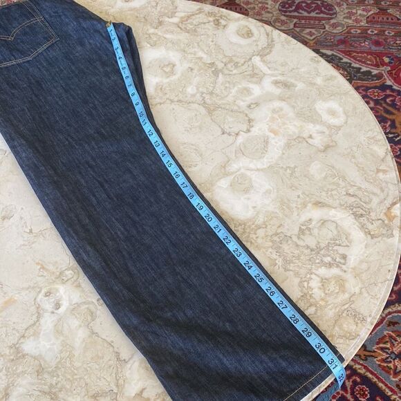 Levi’s 513™ Slim Straight Lightweight Jeans - Picture 12 of 12